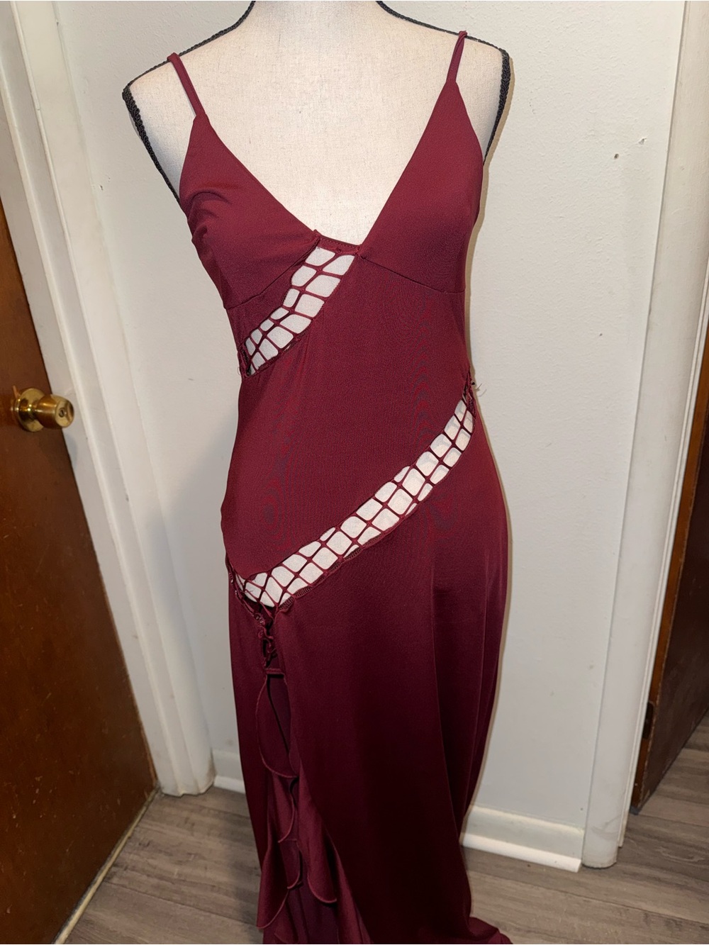 SHEIN Wine Red Strappy Cutout Maxi Dress